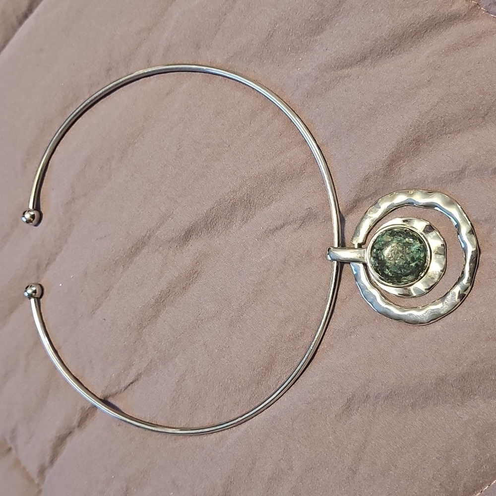 Lia Sophia Elegant Silver and Green Pendant Necklace